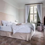 Gewandhaus Dresden, Autograph Collection Hotel