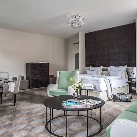 Hotel Gewandhaus Dresden, Autograph Collection