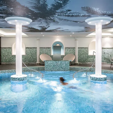 Gewandhaus Dresden, Autograph Collection Hotel Dresden