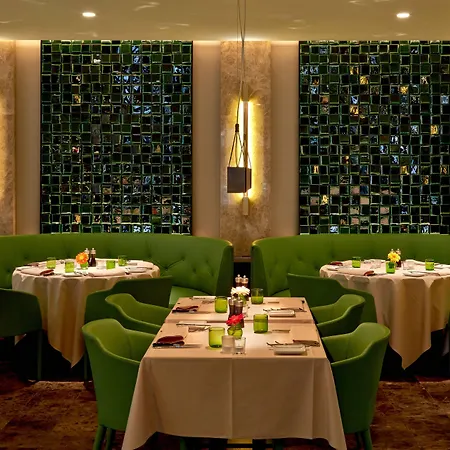 Hotel Gewandhaus Dresden, Autograph Collection