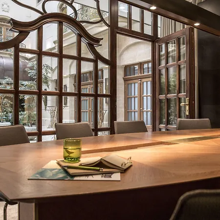 Hotel Gewandhaus Dresden, Autograph Collection