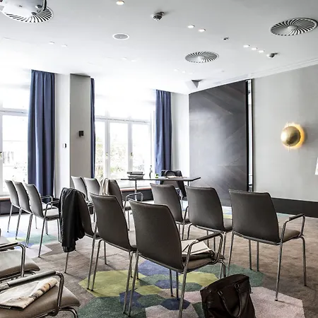 Hotel Gewandhaus Dresden, Autograph Collection