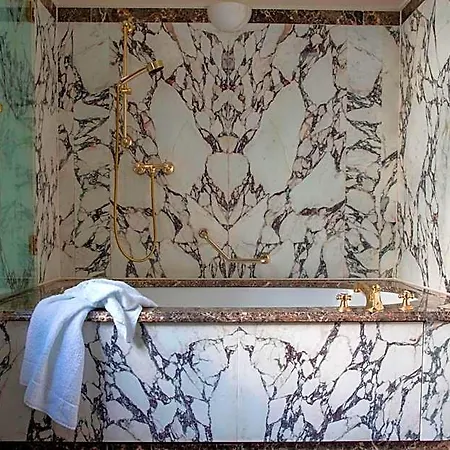 Hotel Gewandhaus Dresden, Autograph Collection 5*