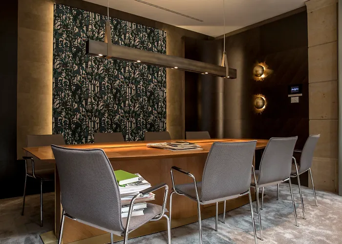 Отель Gewandhaus Dresden, Autograph Collection Дрезден