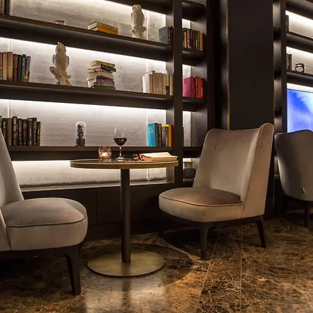 Gewandhaus Dresden, Autograph Collection Отель