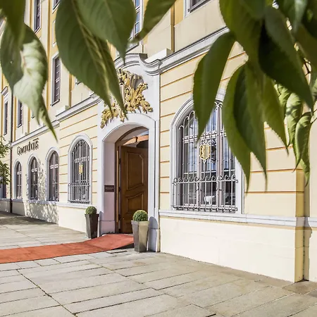 Gewandhaus Dresden, Autograph Collection Отель